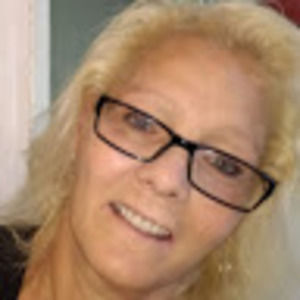 Meet your Posher, Edie